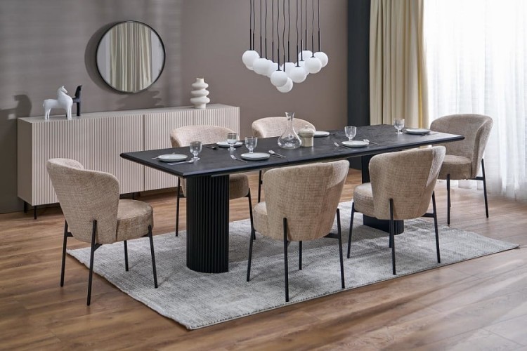 krzesła-w-aranżacji-ze-stołem