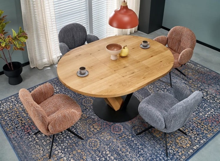 dębowa-okleina-na-blacie-stołu