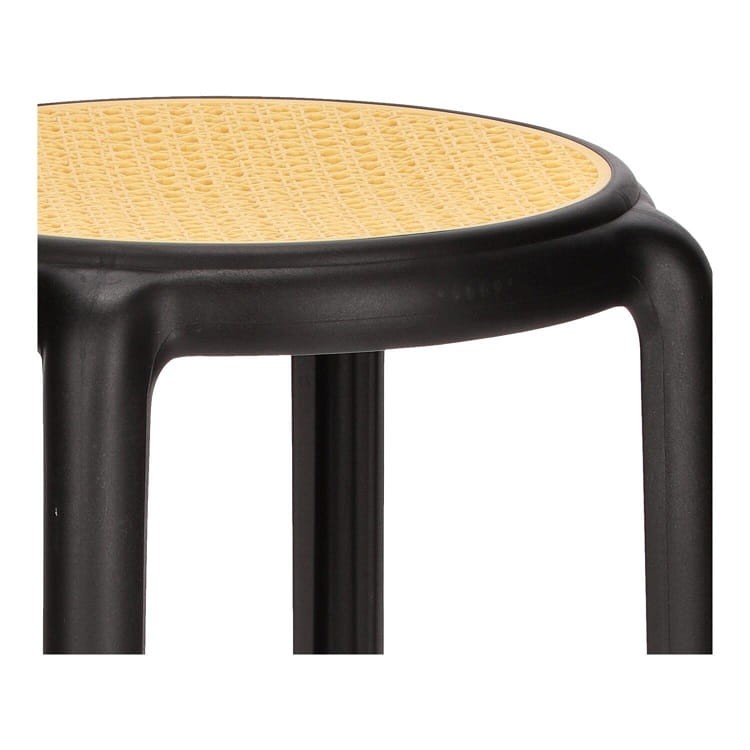 okrągłe-siedzisko-w-taborecie