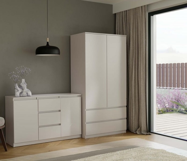 komoda-w-aranżacji-sypialni-z-szafą