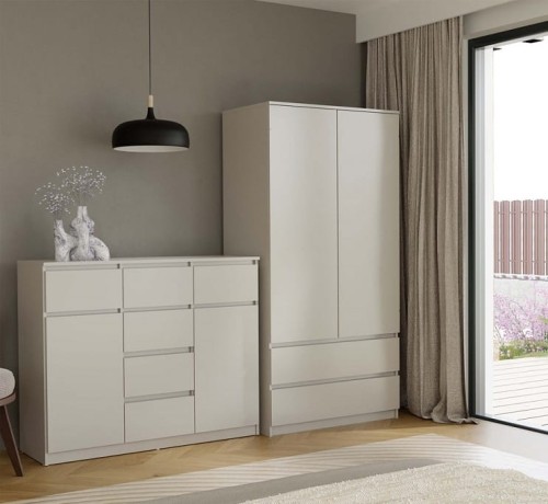 komoda-w-aranżacji-z-szafą-kaszmir