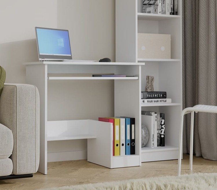 małe-biurko-komputerowe-z-półką-na-klawiaturę