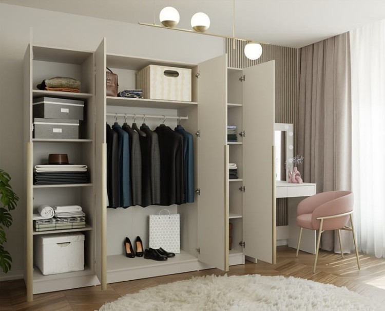 wnętrze-szafy-na-ubrania-kaszmir