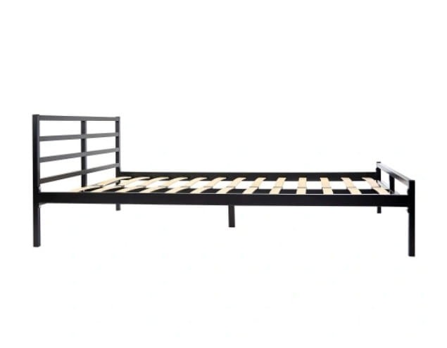 widok-na-łóżko-z-boku