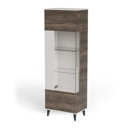 elegancka-witryna-orzech