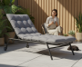 leżak-na-taras-z-poduszką