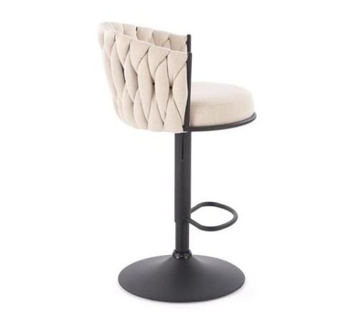 widok-z-boku-na-beżowy-hoker