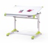 Białe-biurko-dziecięce-regulowany-blat