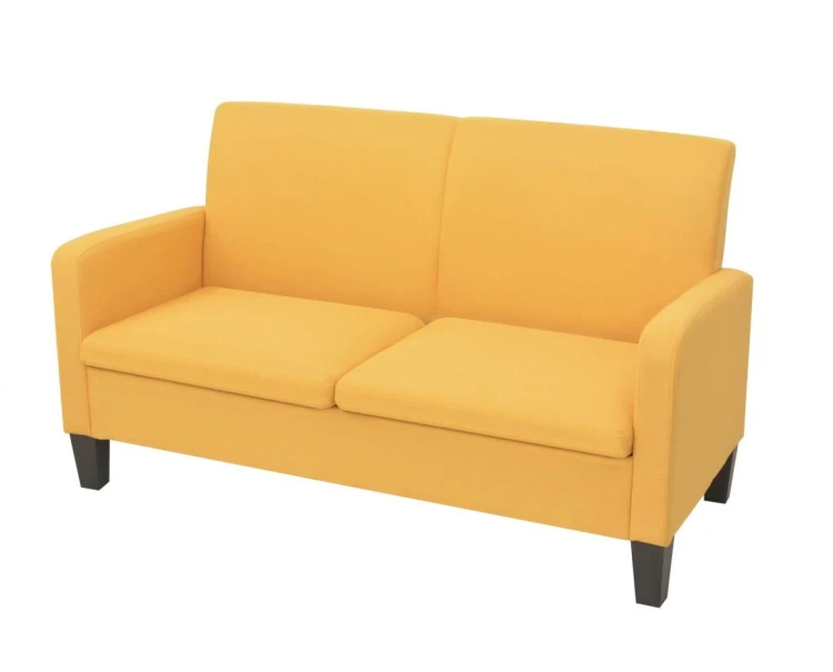 Żółta-kanapa-dwuosobowa-na-drewnianych-nóżkach