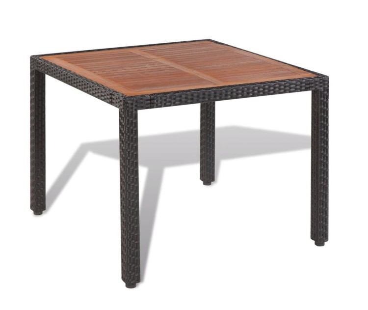 Kwadratowy-stół-ogrodowy