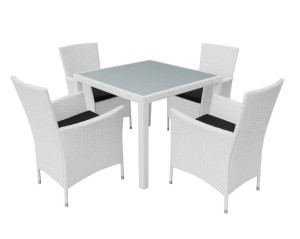 Białe meble ogrodowe na taras