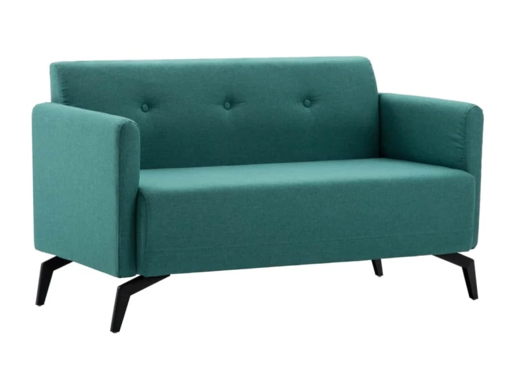 Zielona-sofa-na-drewnianych-nóżkach