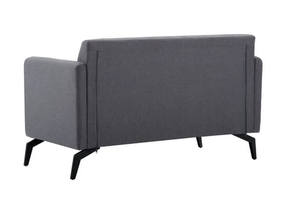 Tył-szarej-sofy-na-nóżkach