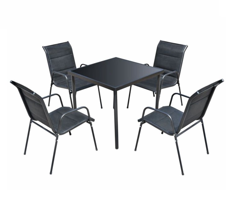 Komplet-mebli-na-taras-z-kwadratowym-stołem