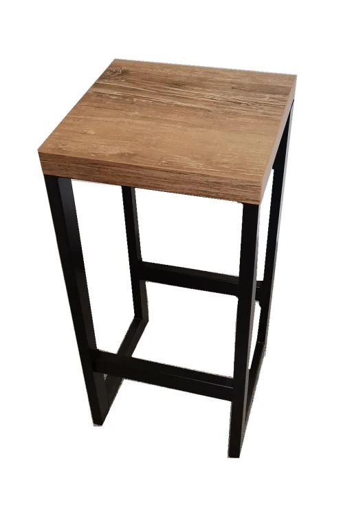 Hoker-industrialny-drewno-retro