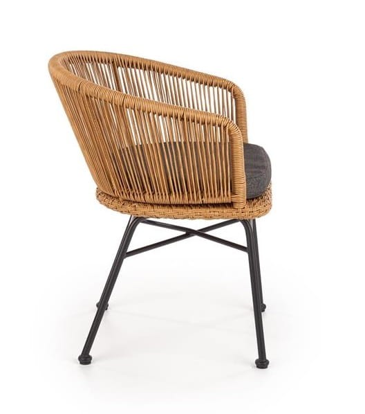 Bok-krzesła-kubełkowego-z-rattanu