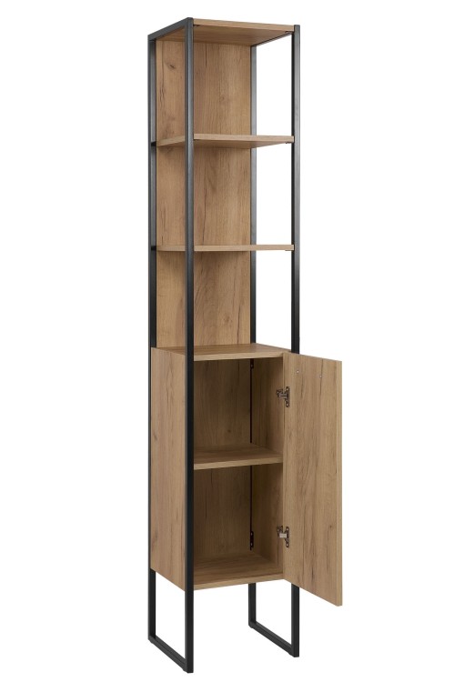 Wnętrze-szafki-zamykanej-w-słupku