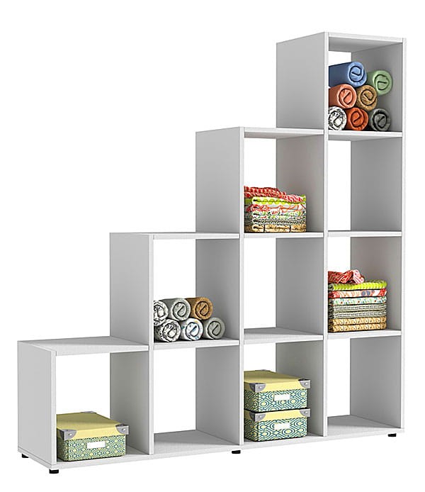 regal-garderoba-schodkowy-biały