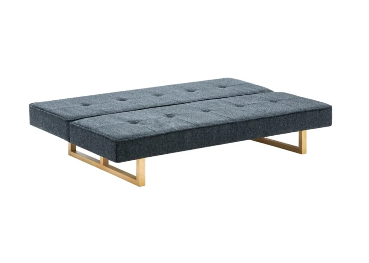 Rozłożenie-sofy-na-drewnianych-nóżkach