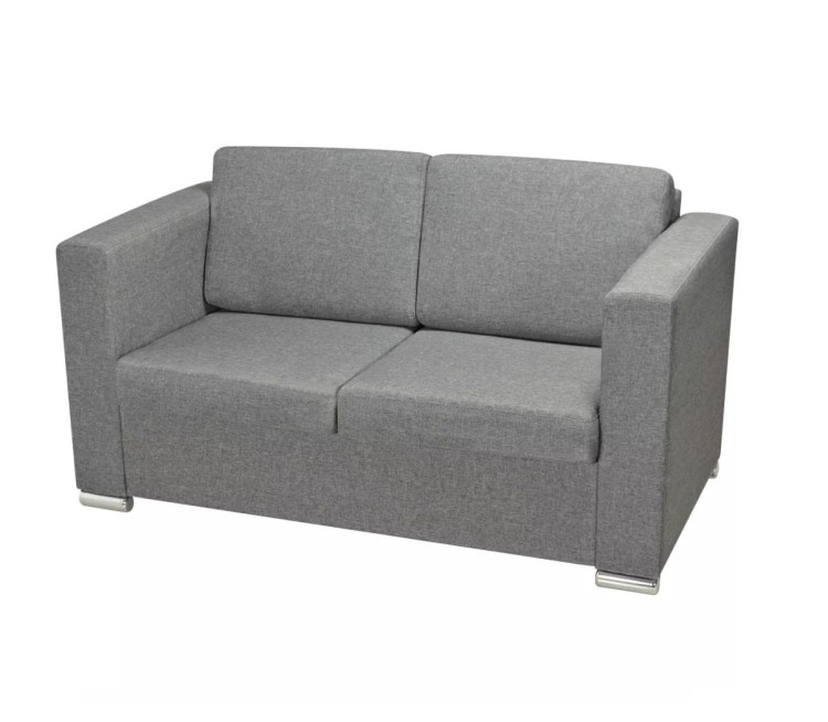 Sofa-z-grubymi-poduszkami-szara