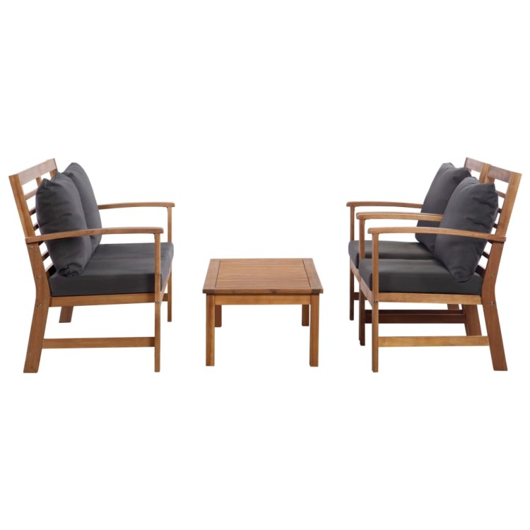 Sofa-z-fotelami-i-stolikiem-na-taras