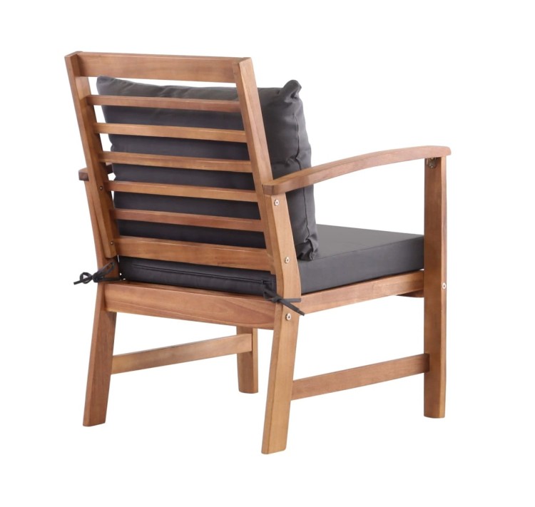 Tył-drewnianego-fotela-ogrodowego