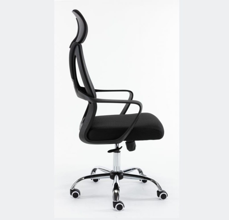 Duże-krzesło-biurowe-obrotowe-czerń