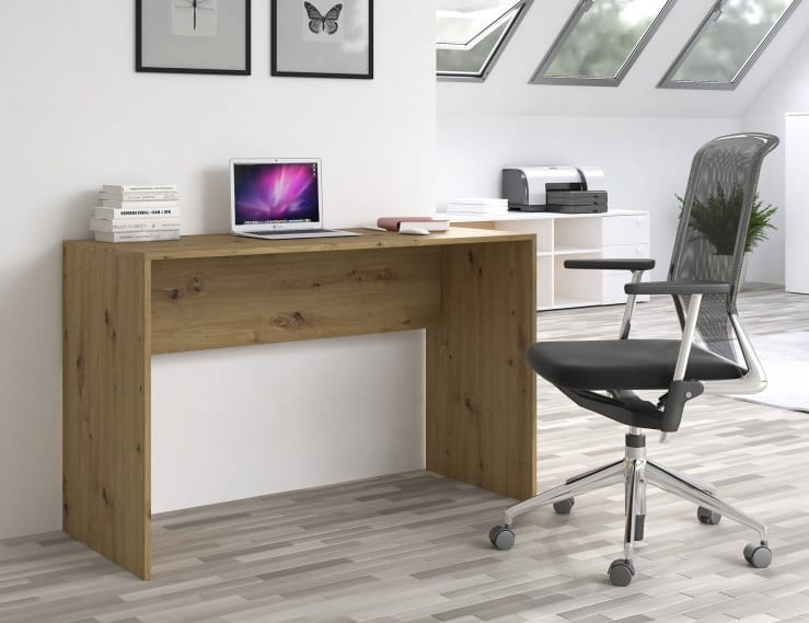 Młodzieżowe-biurko-szkolne-pod-laptopa