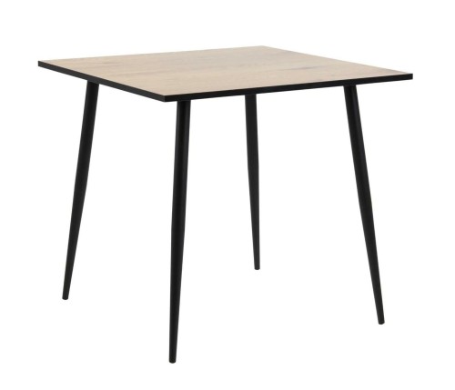 Lekki-kwadratowy-stół-do-jadalni