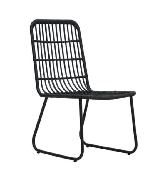Czarne-krzesło-z-polirattanu-na-taras