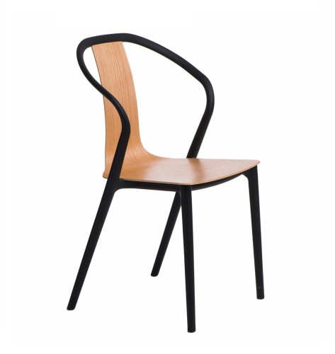 Drewniane krzesło kuchenne.jpg