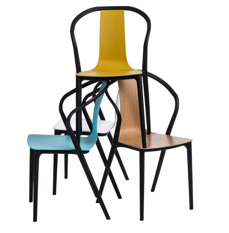 Kilka kolorów krzeseł do wyboru.jpg