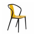 Żółte krzesło z polipropylenu.jpg