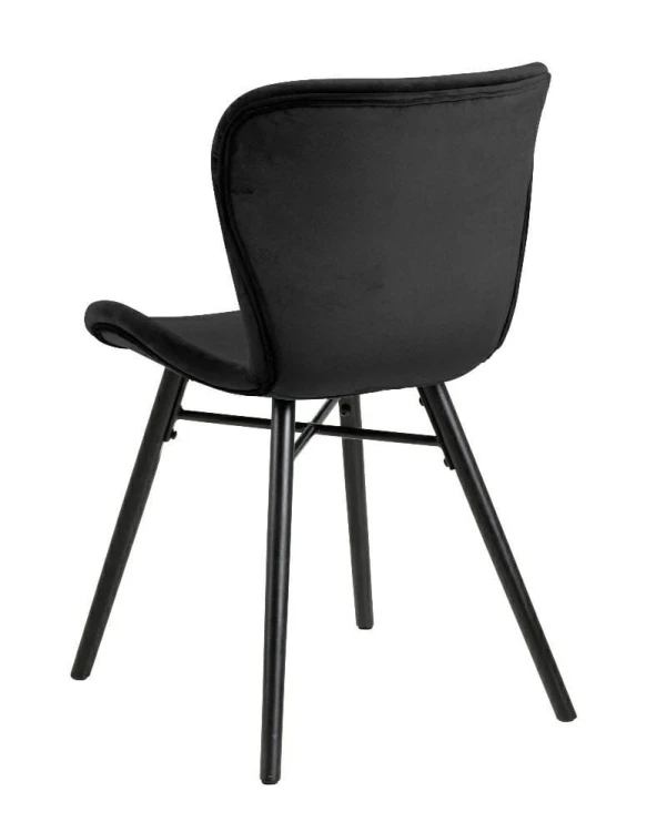 Tapicerowane siedzisko i oparcie w krześle.jpg