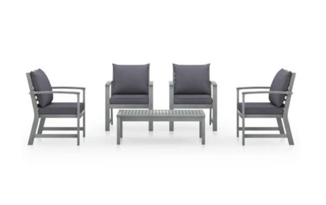 Drewniane-meble-ogrodowe-szare