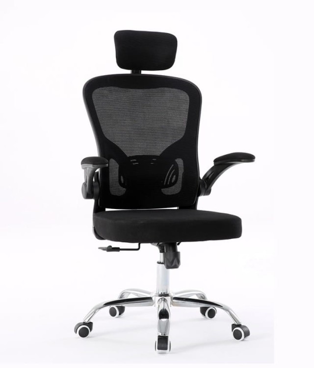 Czarny-fotel-obrotowy-do-biurka