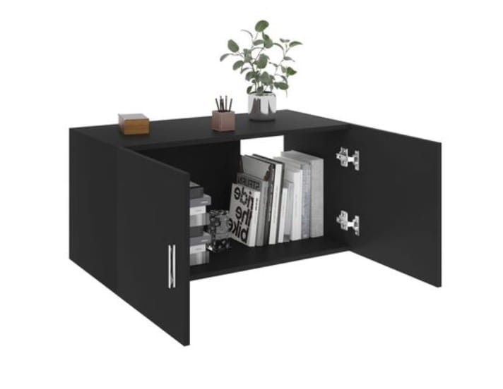 Wnętrze-pawlacza-w-kolorze-czarnym