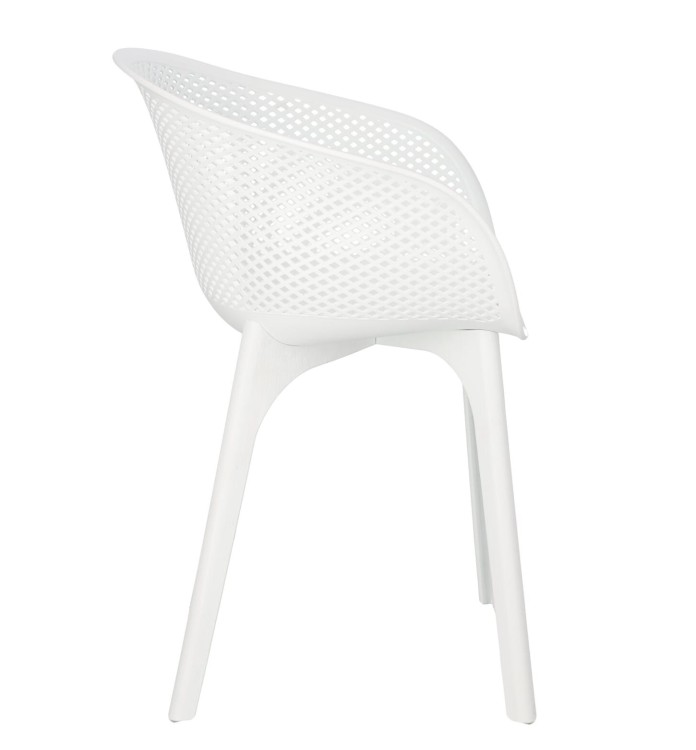 Krzesło z tworzywa na taras.jpg