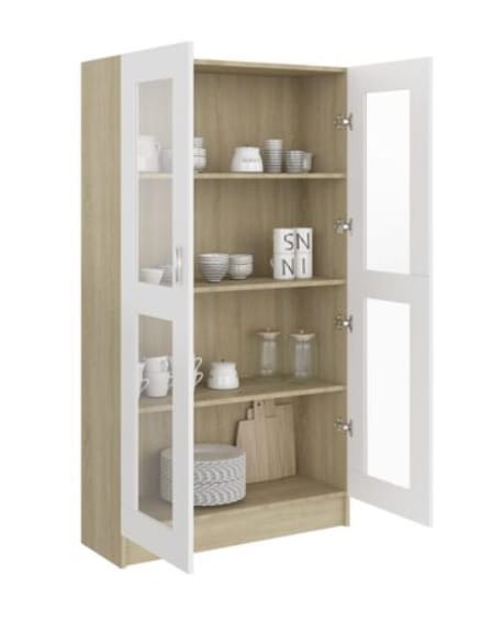 Wnętrze-witryny-z-półkami