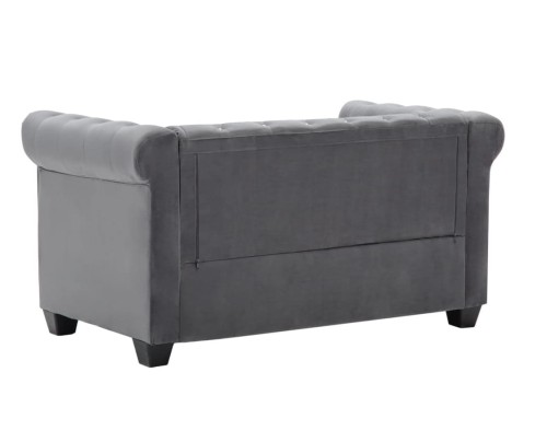 Tył-sofa-w-stylu-Chesterfield